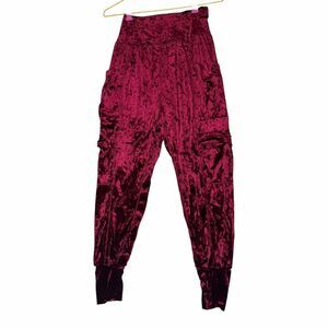 NEW Halara XS Burgundy Crushed Velvet Cargo Harem Jogger Pants Pockets